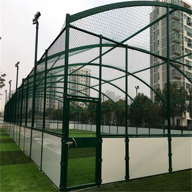 江西PVC包塑球場(chǎng)圍網(wǎng)