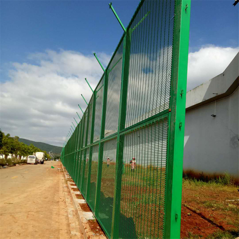 監(jiān)獄圍墻外側(cè)隔離網(wǎng)
